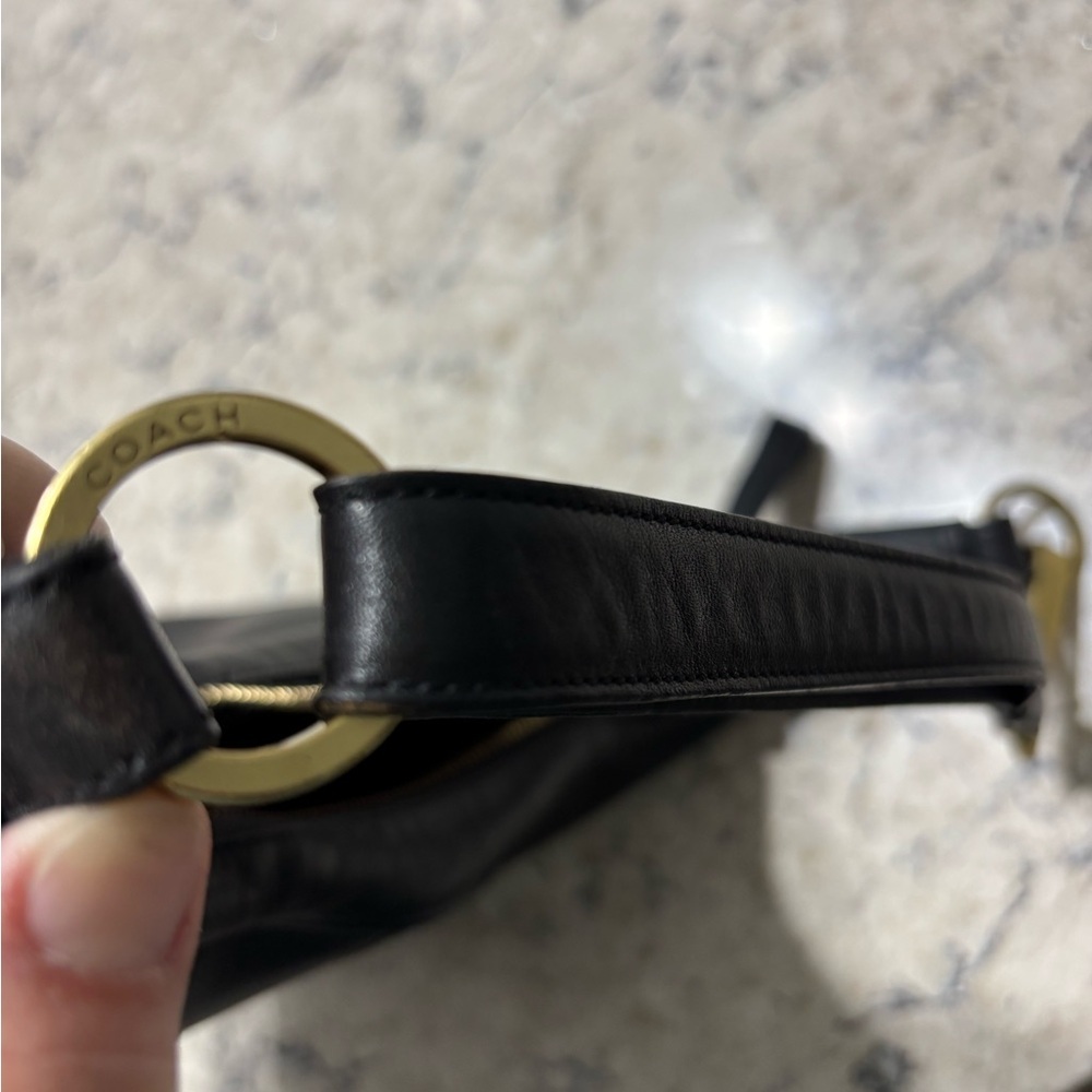 Rare Vintage Coach Amanda 6950 Black Leather Shoulder Bag with Brass Hardware - Picture 10 of 13